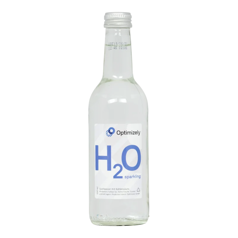 Water Concepts - Glazen fles water met logo en etiket