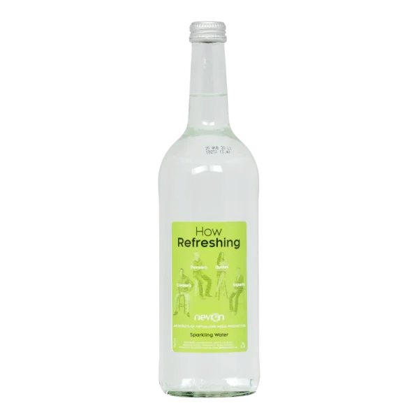 Water Concepts - Glazen fles water met logo en etiket