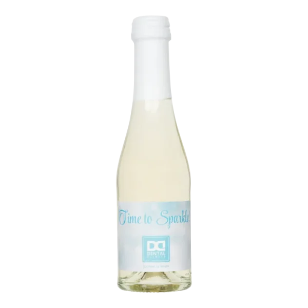 Water Concepts - Flesje Secco Vino Frizzante wijn met logo en etiket
