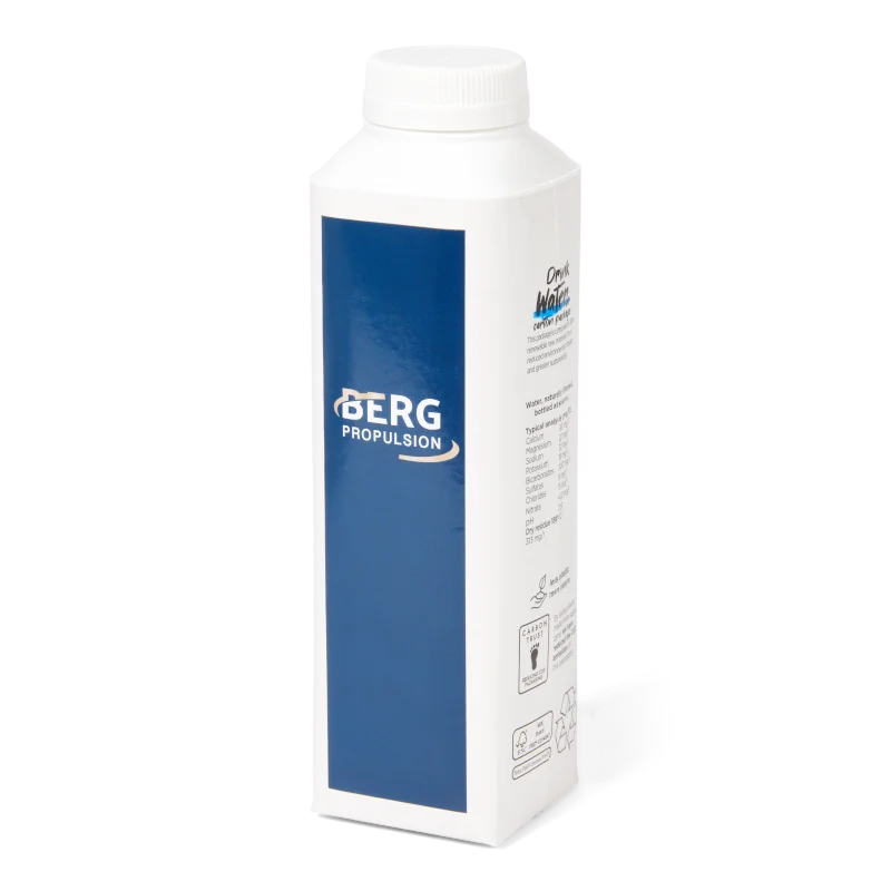 Water Concepts - kartonnen fles water met logo en bedrukking