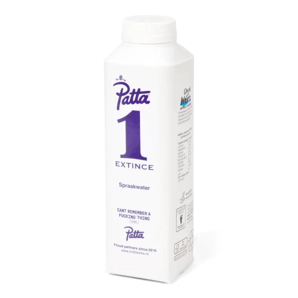 Water Concepts - kartonnen fles water met logo en bedrukking
